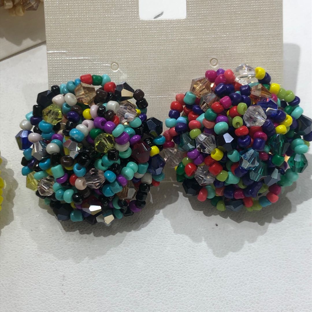 Fashionable and elegant large round rice bead ear hanging earrings, 2020 new style earrings, elegant and versatile, eco-friendly earrings details Picture