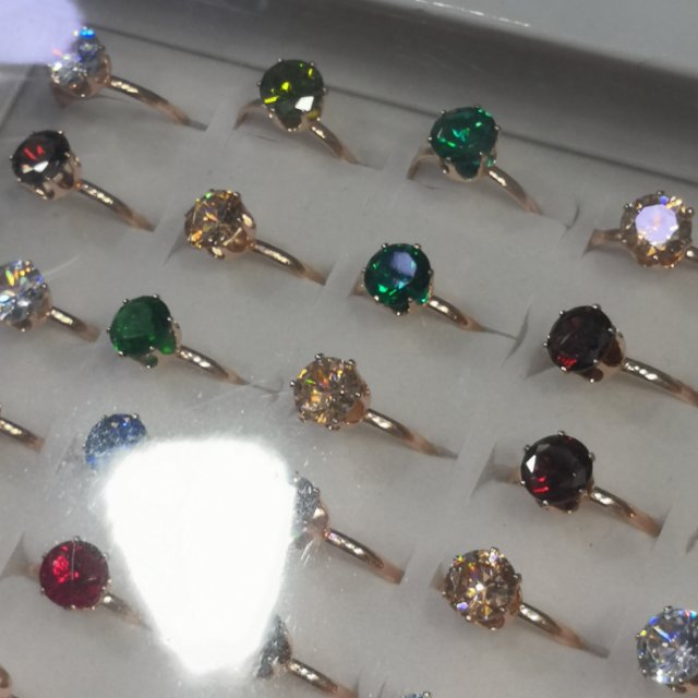 Wholesale of fresh and clean diamond rings for export, essential for taking photos details Picture