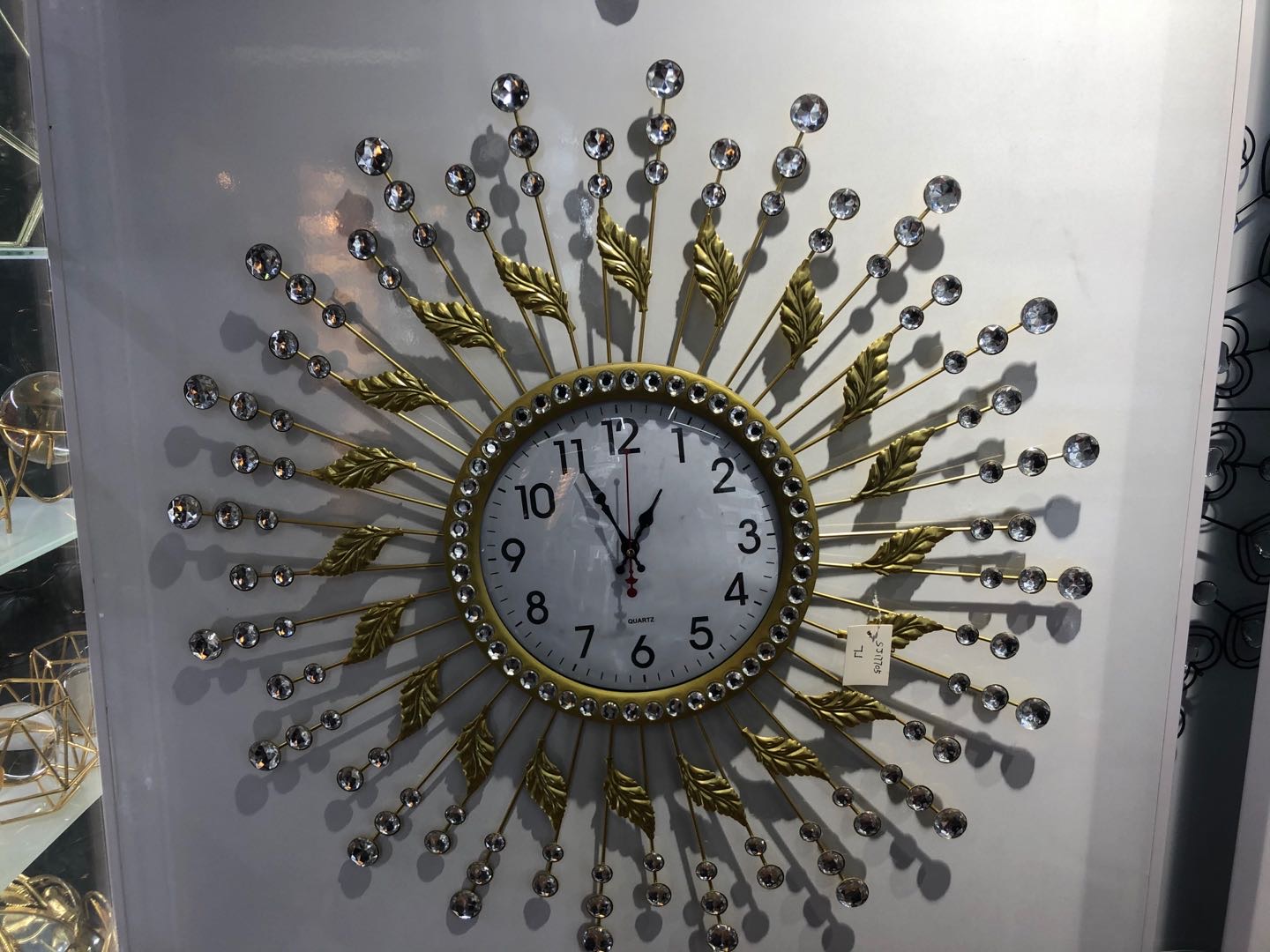 金叶子水晶北欧创意钟表客厅挂钟现代简约个性装饰艺术时钟大气家用挂表