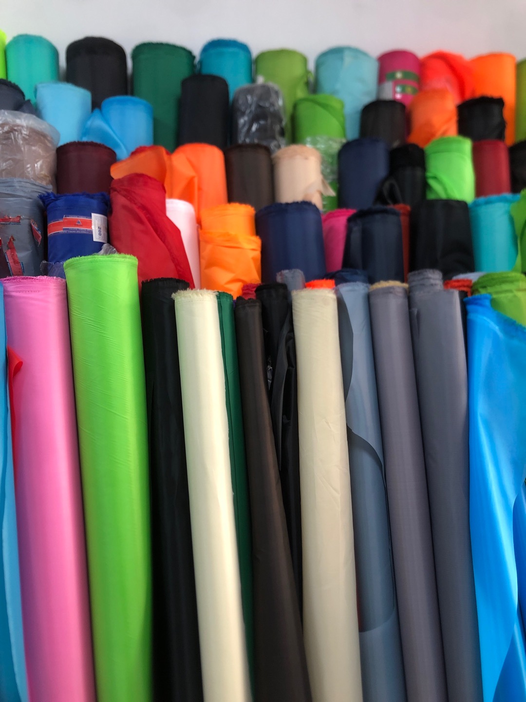 Factory direct sales, available in stock at low prices for wholesale of Oxford cloth lining for bags