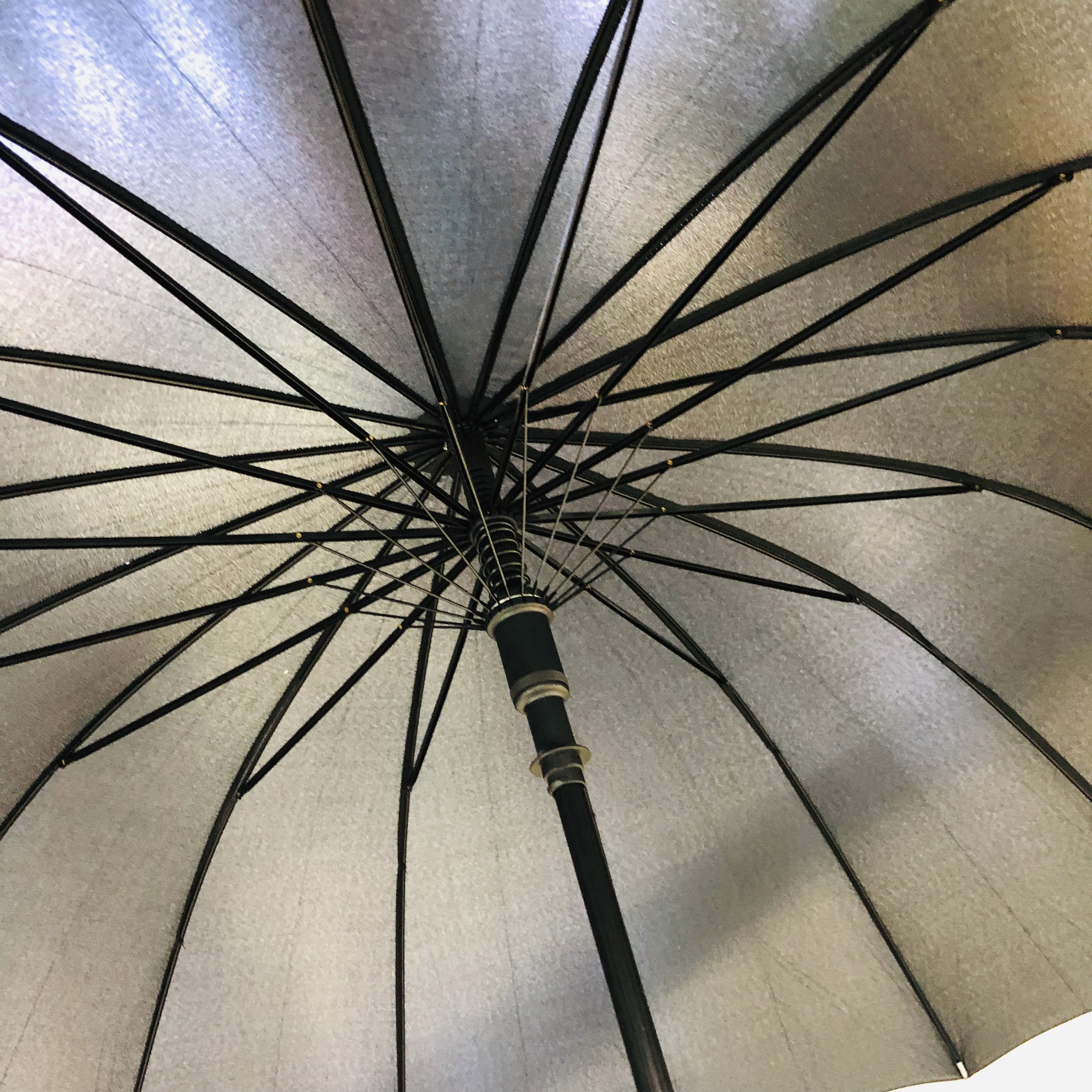 Yiwu Good Goods Long Umbrella Business Umbrella Custom Increase Wind Weather Umbrella Solid Color Manual Golf Umbrella Touch Cloth details Picture