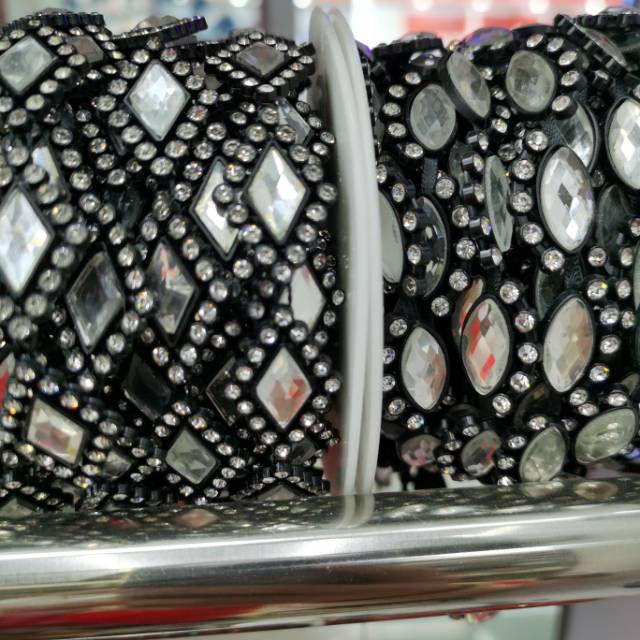 Stylish Nice Hand Stitched Gemstone Hot Diamond Lace Stick Diamond Clothing Accessories Diy Rhinestone Chain Back Rubber Mesh Drill Accessories Specification drawing