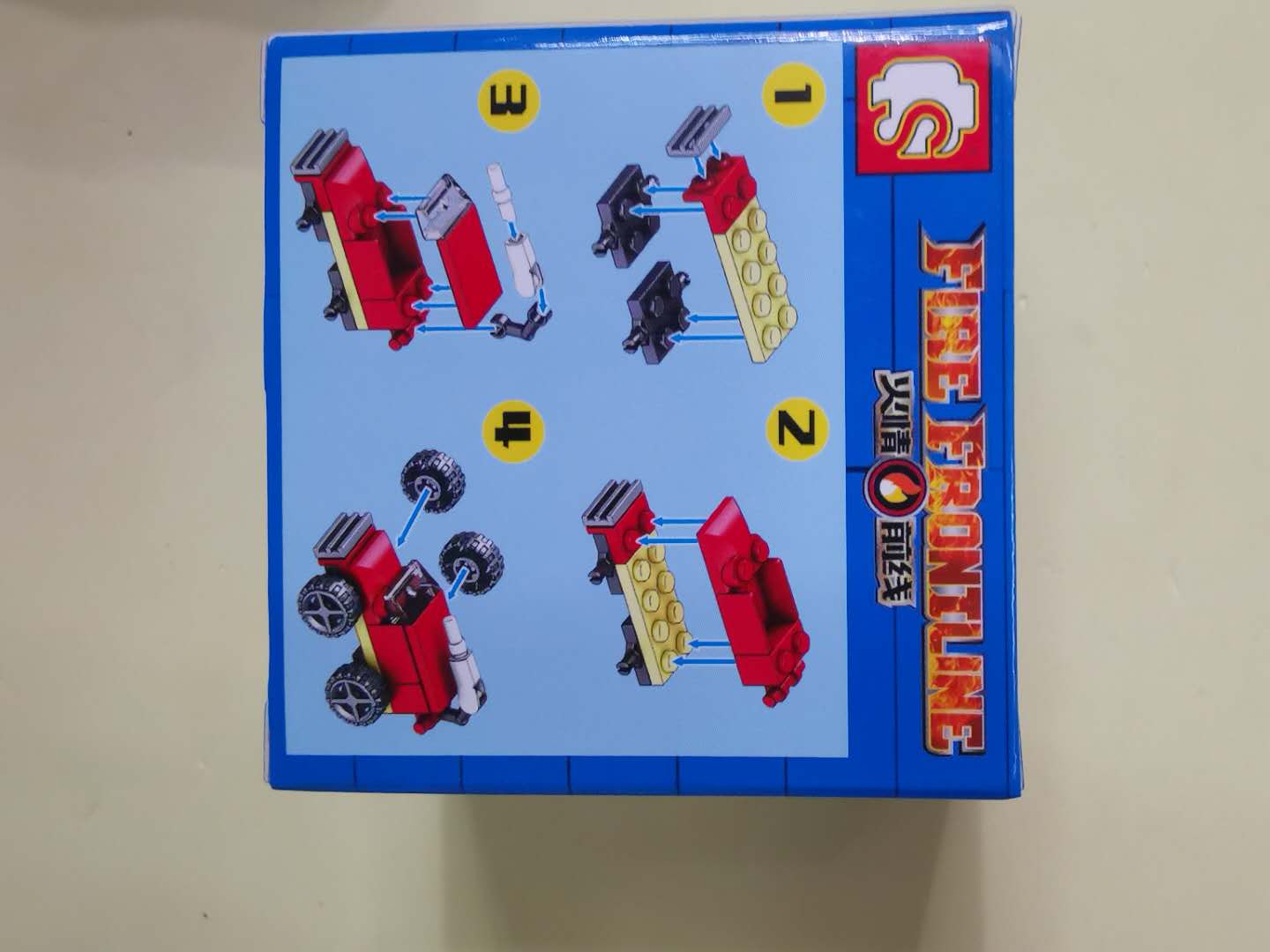 Heavy-duty fire truck assembly building block model, children's small particle building blocks, boys' birthday gift Lego details Picture