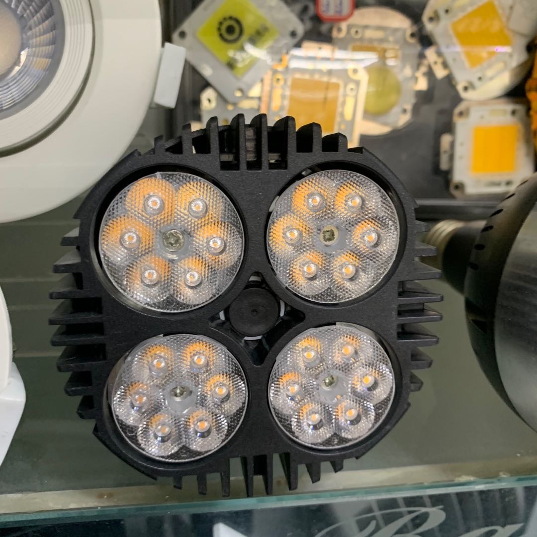 黑色款电动车灯摩托车改装外置车头灯泡