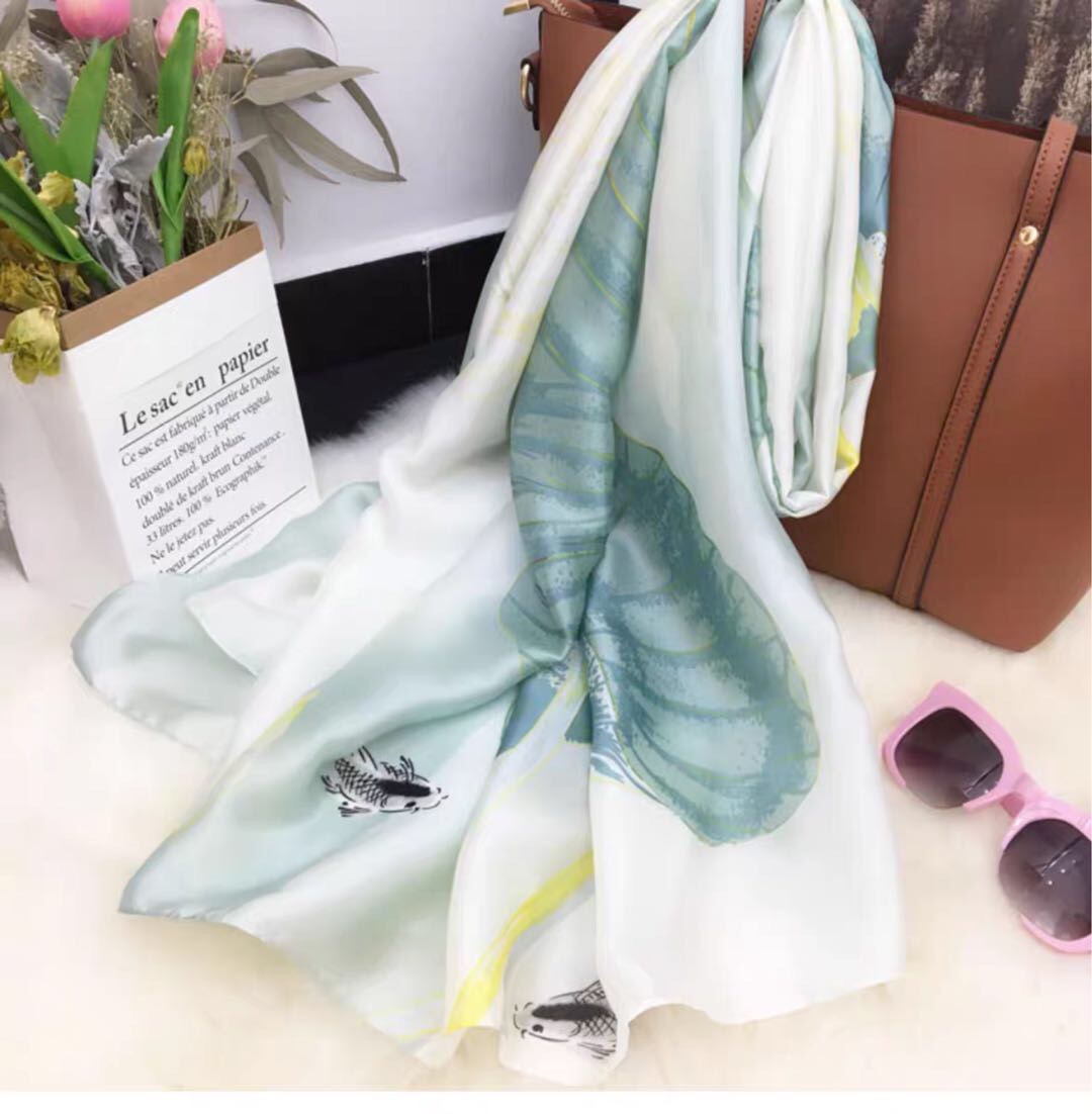 Women Korean Version Of The Fashion Trend Everything With Small Fresh Scarf Shawls details Picture