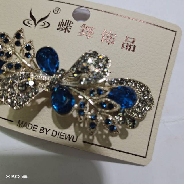 流行新款精致六公分捷克钻咖啡金＋K9锆石横夹产品图