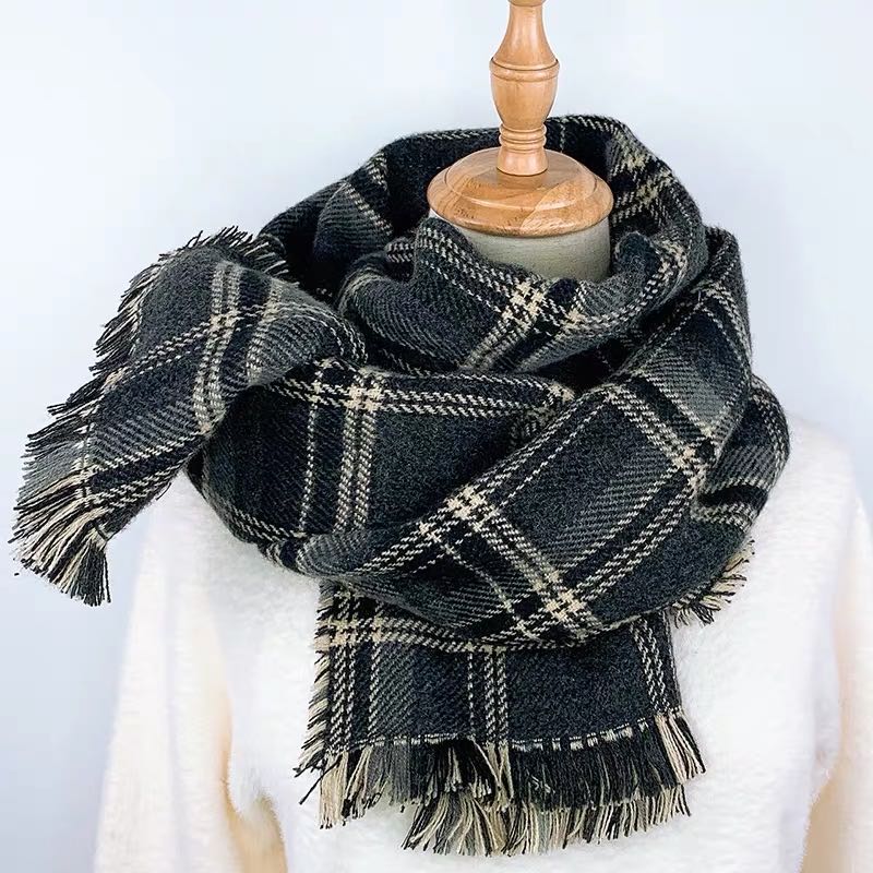 Scarf female versatile autumn and winter simple explosion shawls classic long neck thumbnail