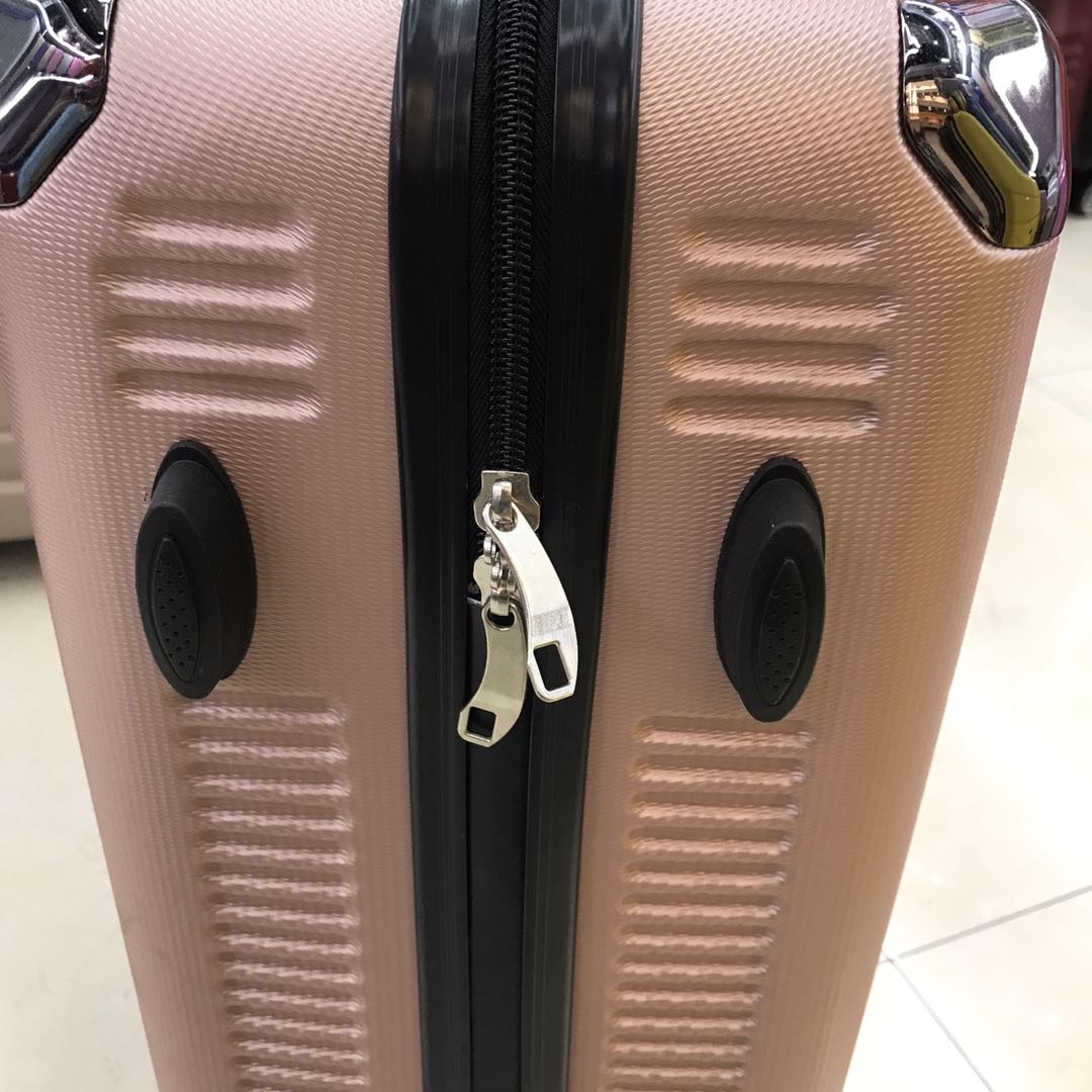 静音万向轮皮箱铝框20寸登机箱产品图