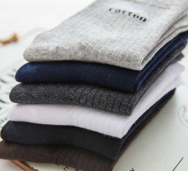 Cotton socks, men's mid-calf socks, men's socks, spring short socks, sweat-absorbing and odor-resistant cotton men's socks, sports socks details Picture