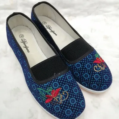 Floral Round Tattoo Flower New Cloth Shoes Female Work Field Work Anti-Slip Wear-Resistant Soft Sole Single Shoe Rubber Shoes Tendon Sole Shoes For The Elderly