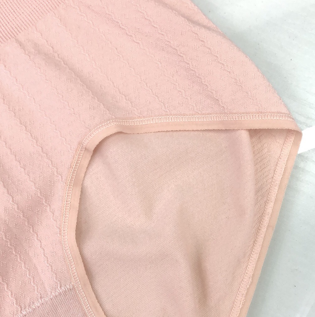 Women's sexy seamless underwear, women's comfortable breathable high-waisted hip-lifting triangle pants details Picture