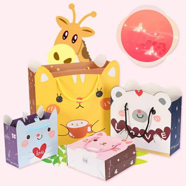 The gift box is a cute and oil-resistant gift bag for kindergartens. It is good-looking and sturdy. The hand-held paper box is durable and small in size