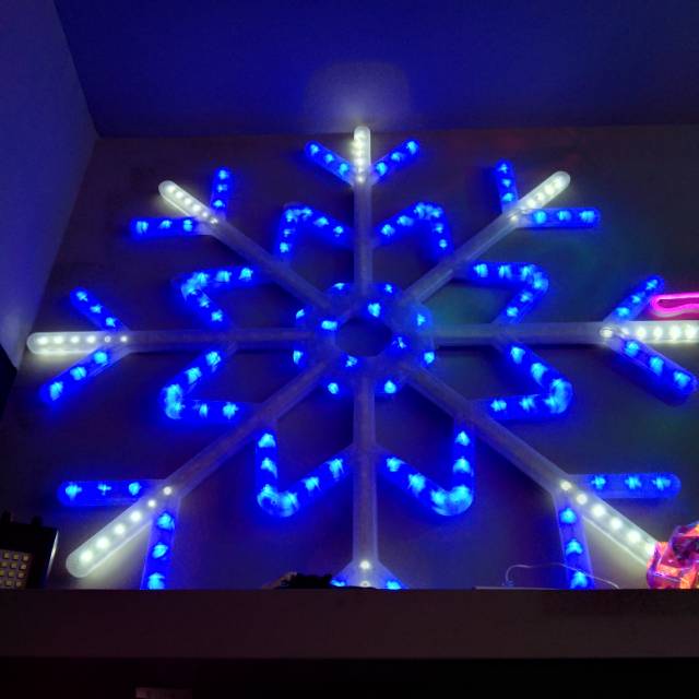 网红雪花造型循环闪灯led灯大型
