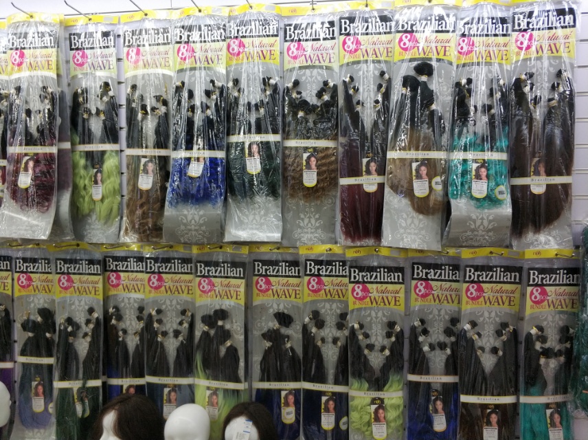 Yiwu Yinsen Wig Co., LTD describe pic - 2