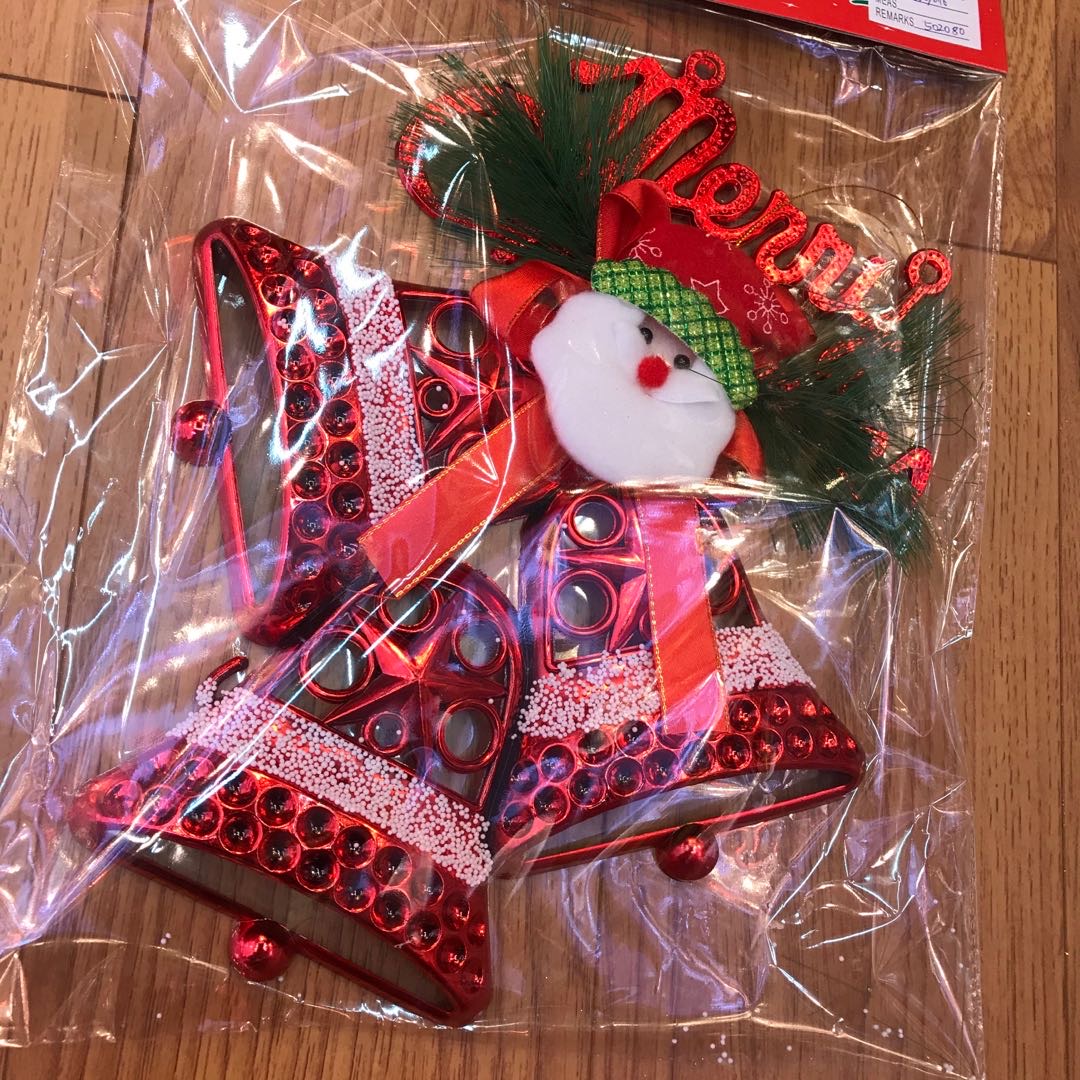 Christmas bell pendants, Christmas decorations, scene arrangements, shopping mall store pendants, small bell pendants details Picture