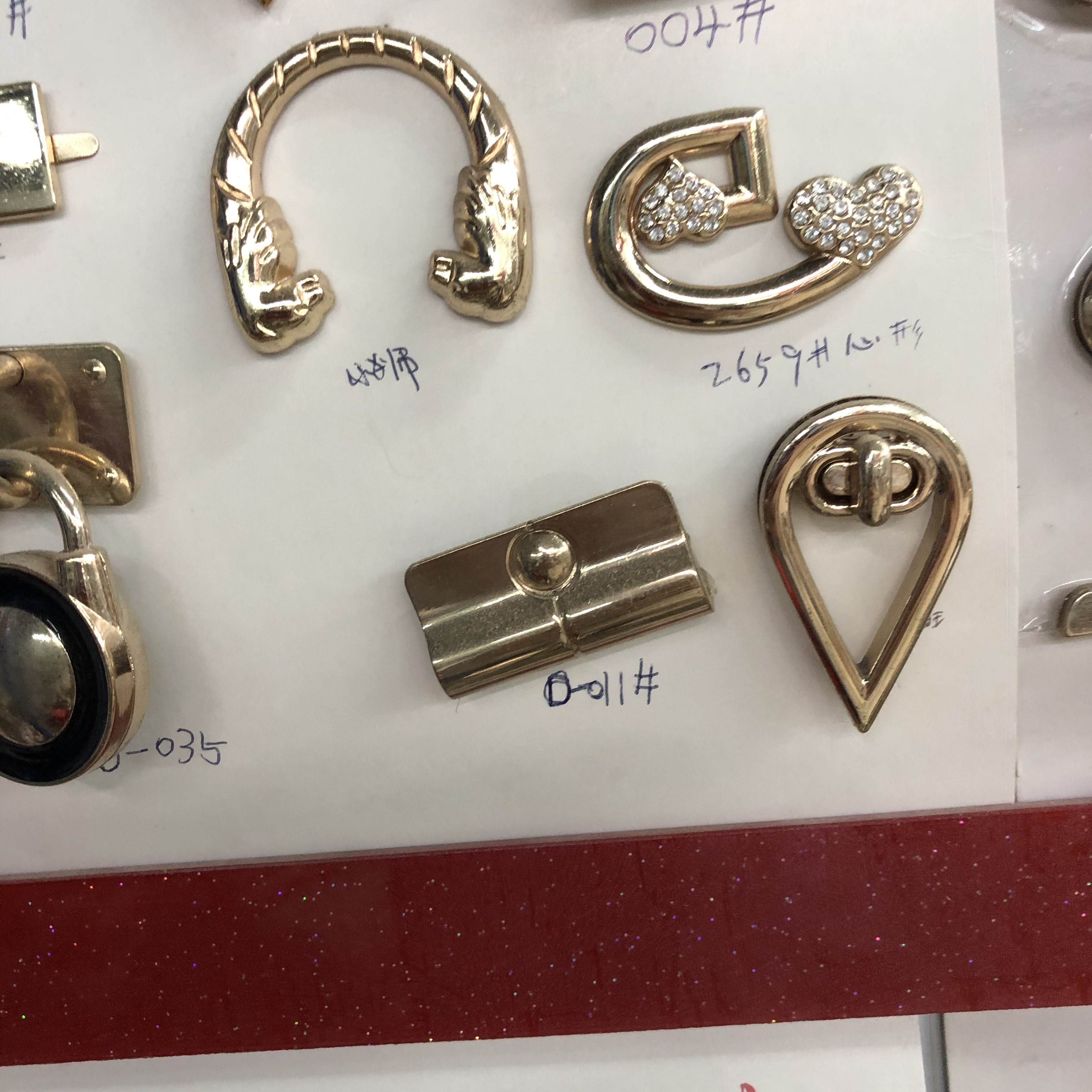 厂家直销皮具包配件五金包扣钥匙扣勾扣 包带配件挂钩扣细节图