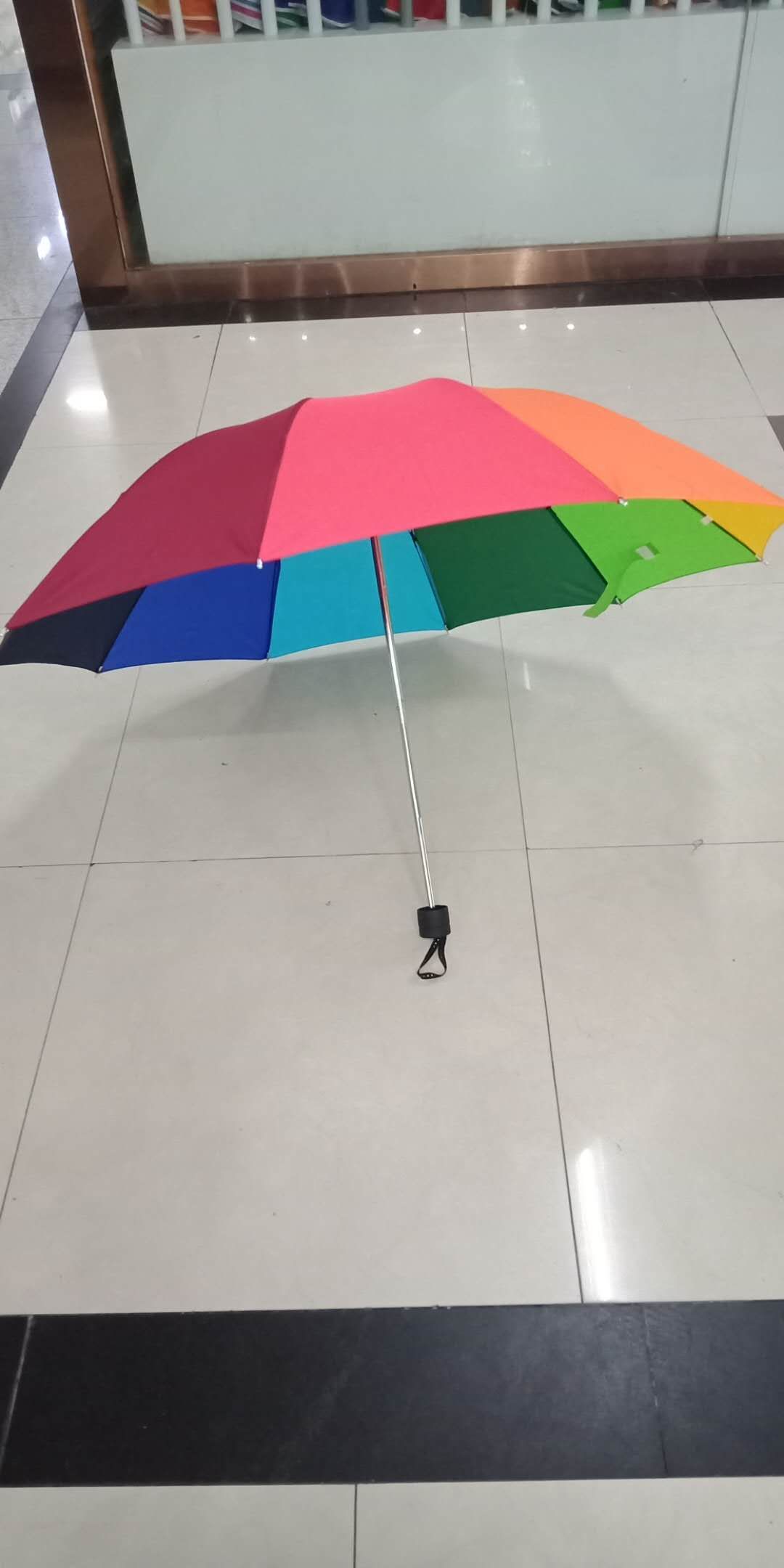 现货工厂直销长柄彩虹雨伞定制开业赠品广告伞礼品伞可印logo产品图