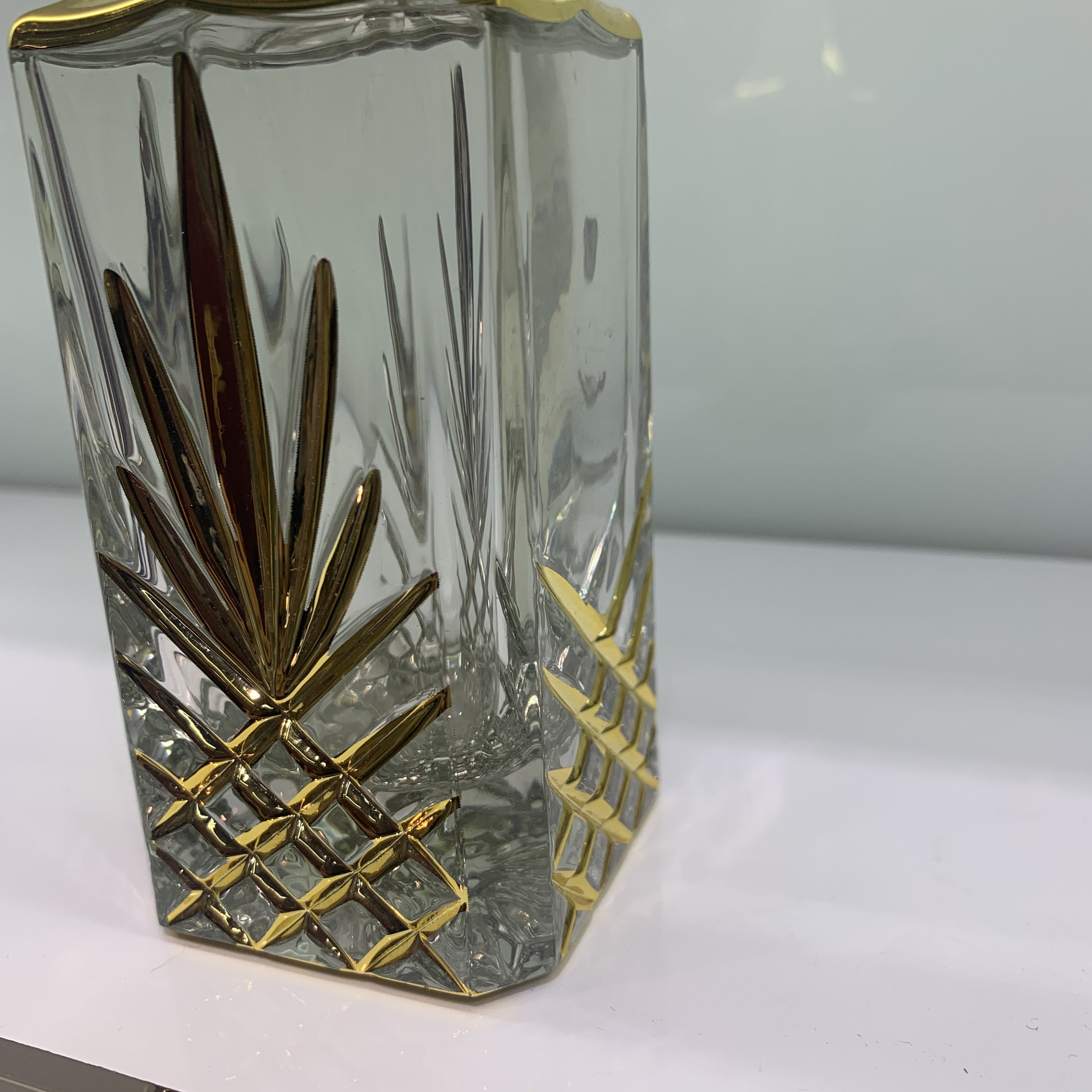 玻璃瓶韩国ins复古法式贵少女重工雪花浮雕方形香水瓶酒瓶产品图