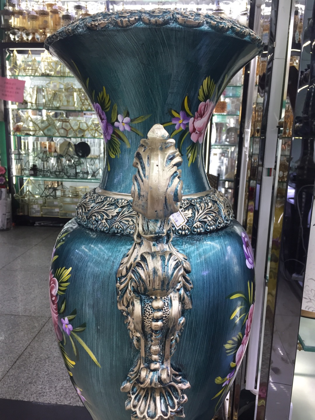 欧美风格家居办公工艺品花瓶摆件厂家直销产品图