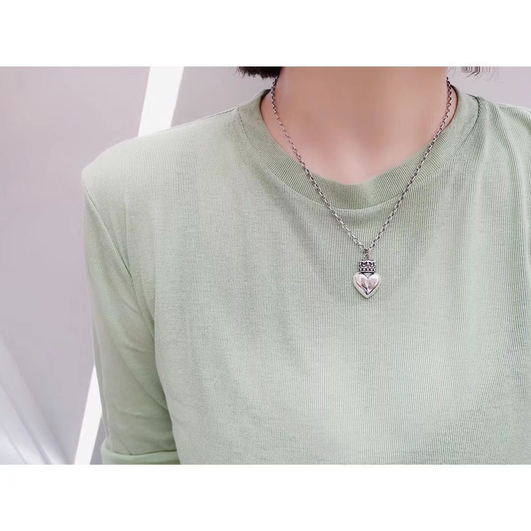 The minimalist series of Japanese and Korean pendants, pure silver necklaces, are fashionable and versatile, and super sweet and ethereal accessories for ladies
