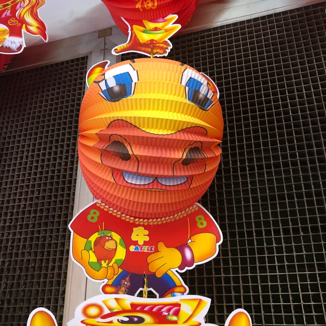 Twelve Chinese zodiac folding paper lanterns, cartoon small lanterns, Lantern Festival, Mid-Autumn Festival, children's hand-held lanterns for decoration and arrangement details Picture