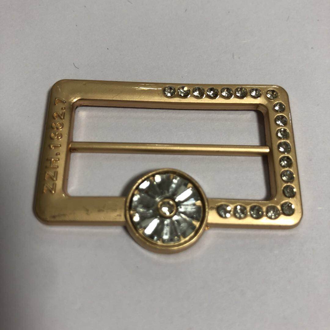 Manufacturers Direct Zinc Alloy Mist Plated Gold Decorative Buckle