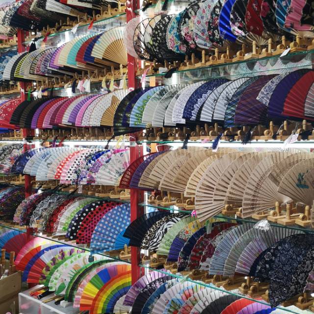 Jiangxi Xinde Wood and Bamboo Fan Industry Co., LTD describe pic - 1