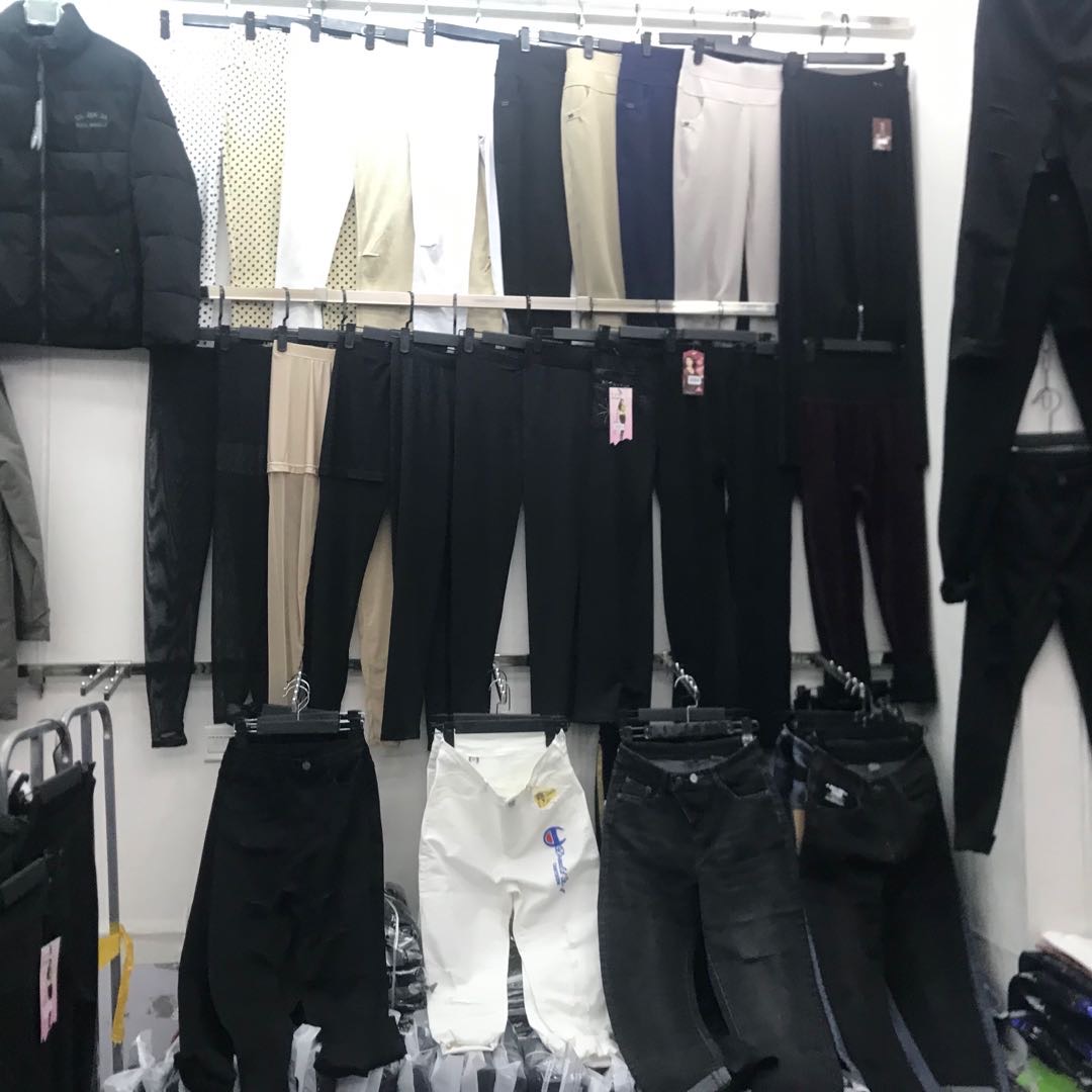 Walk in ordinary pants describe pic - 1