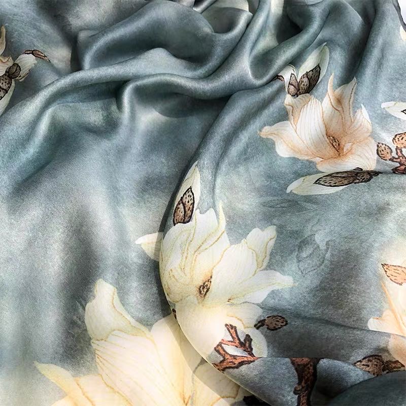 Fashion Everything Casual Lady Temperament Silk Scarf Flowers Blue Korean Version details Picture