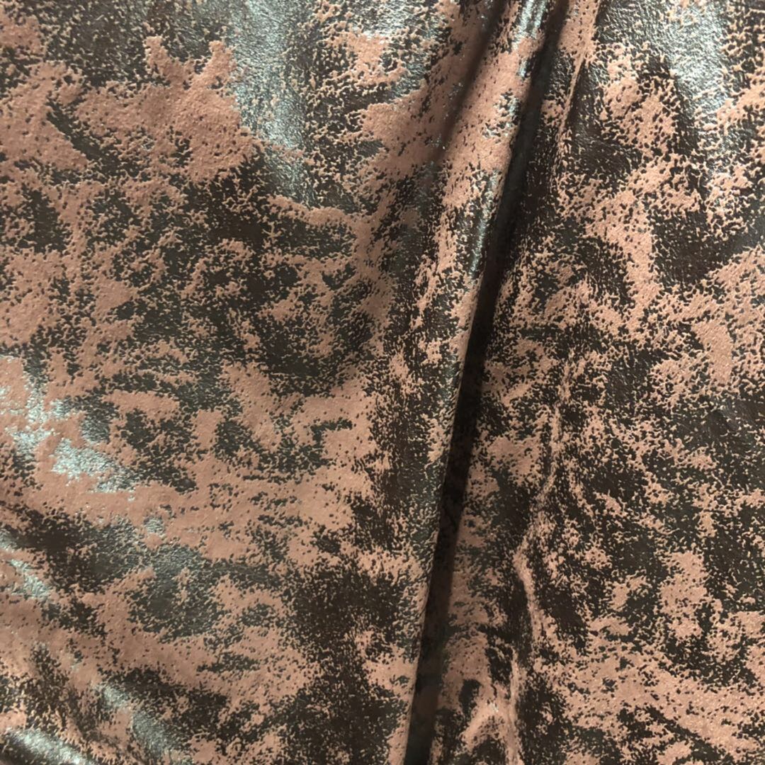 Fashionable Novel Floral Suede details Picture