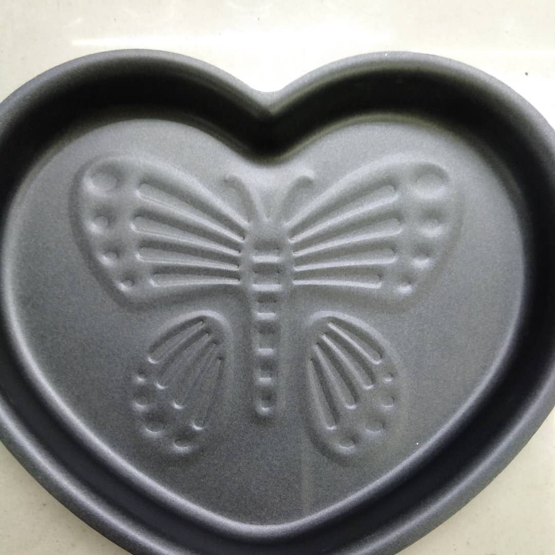 Factory direct sales and wholesale of cartoon egg frying pans, heart-shaped egg frying pans, mini creative heart-shaped butterfly pans Specification image