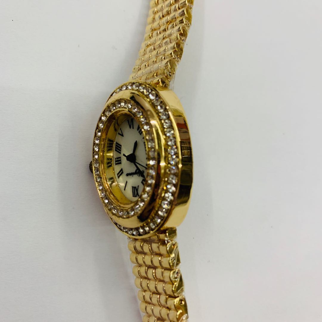 时尚优雅环扣镶钻金属表带女士手表细节图