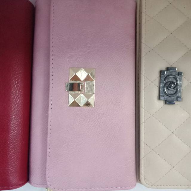 粉红色搭扣按扣翻盖女生手拿包