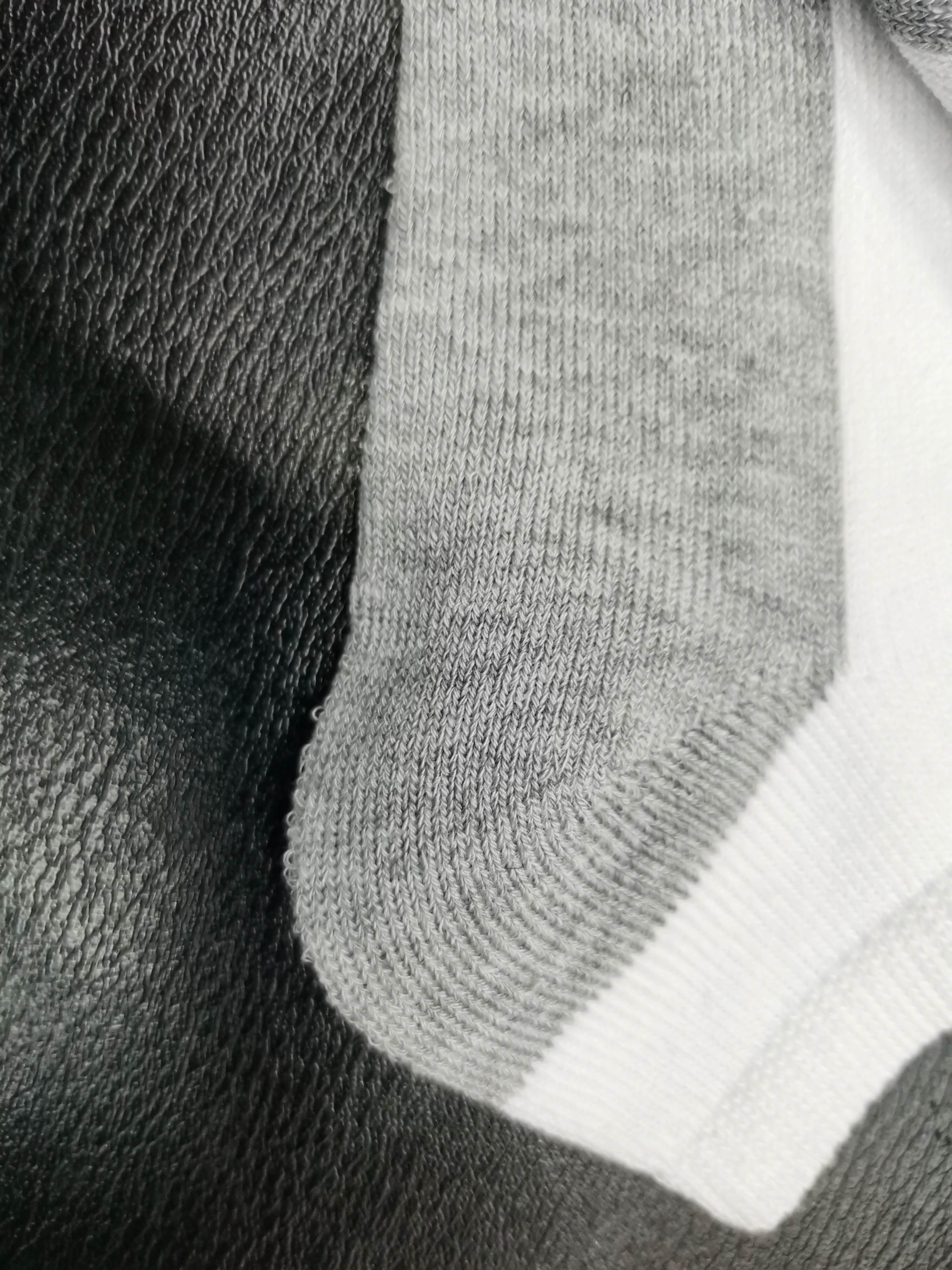 Foreign trade gray and white polyester-cotton comfortable tights, breathable men's boat socks details Picture