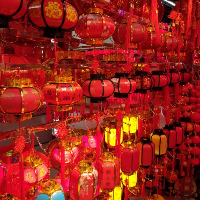 Classic lantern describe pic - 1