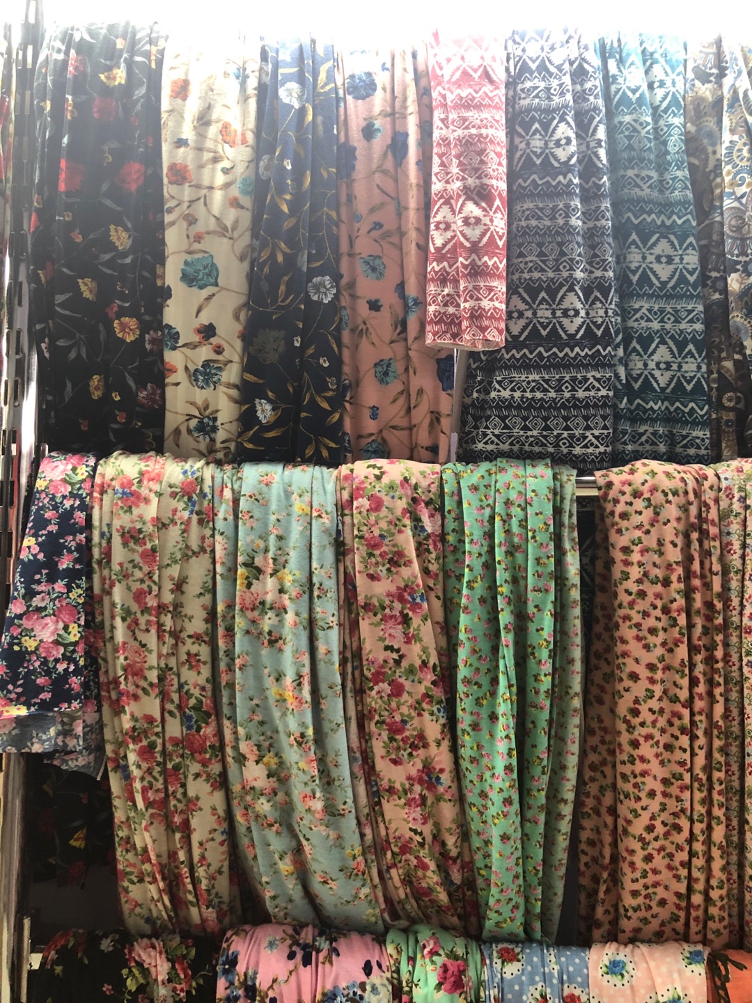 Fashionable Novel All Kinds Of Patterns All Kinds Of Color Cotton Fabrics