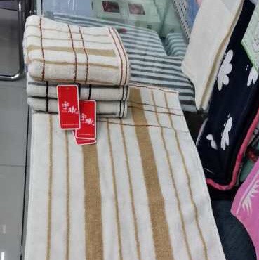 Pure cotton absorbent towels for both men and women at home for washing faces and taking baths are practical and durable Specification image