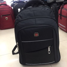 新款韩版休闲双肩包男商务电脑包中学生书包旅行包