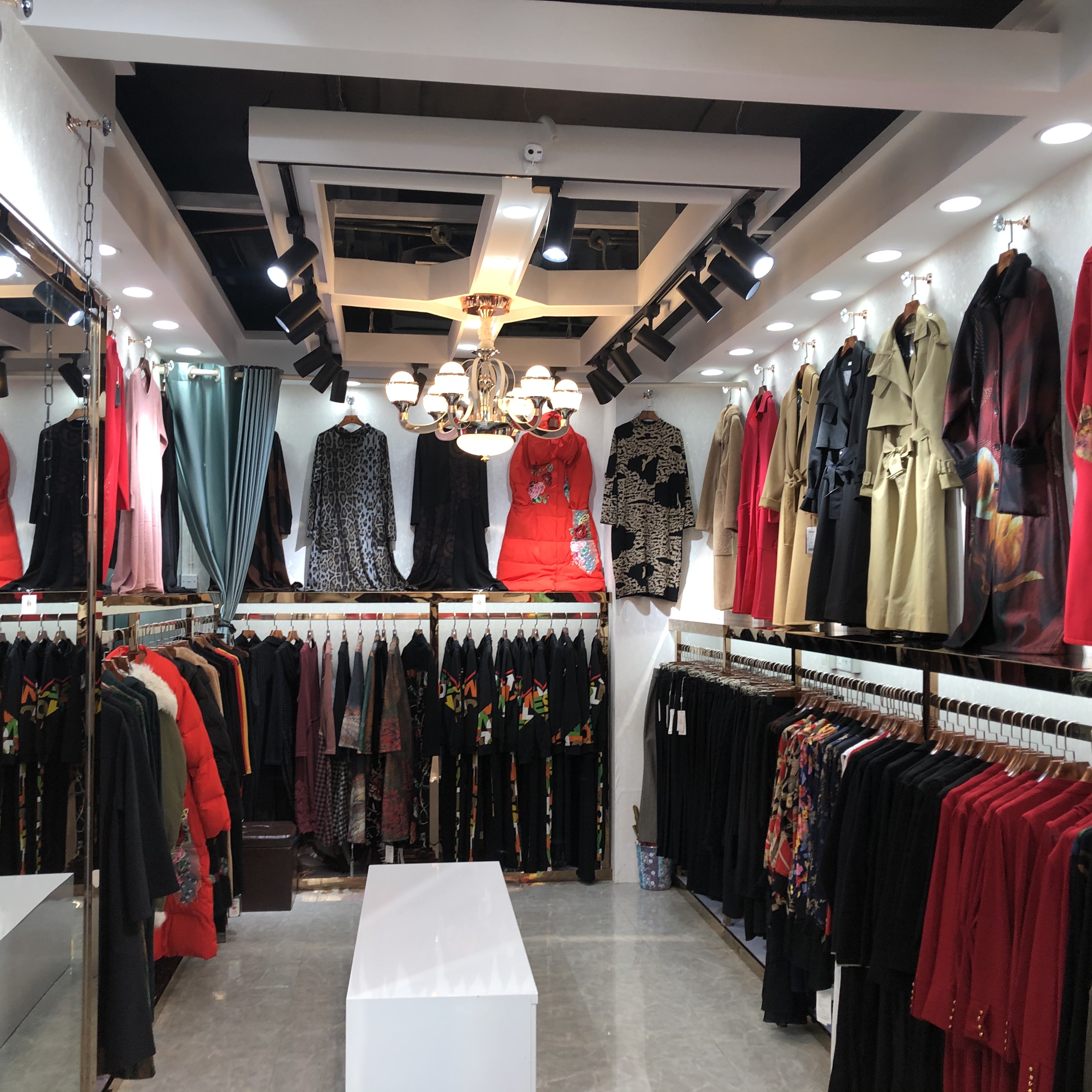 A famous Li Dan store describe pic - 1