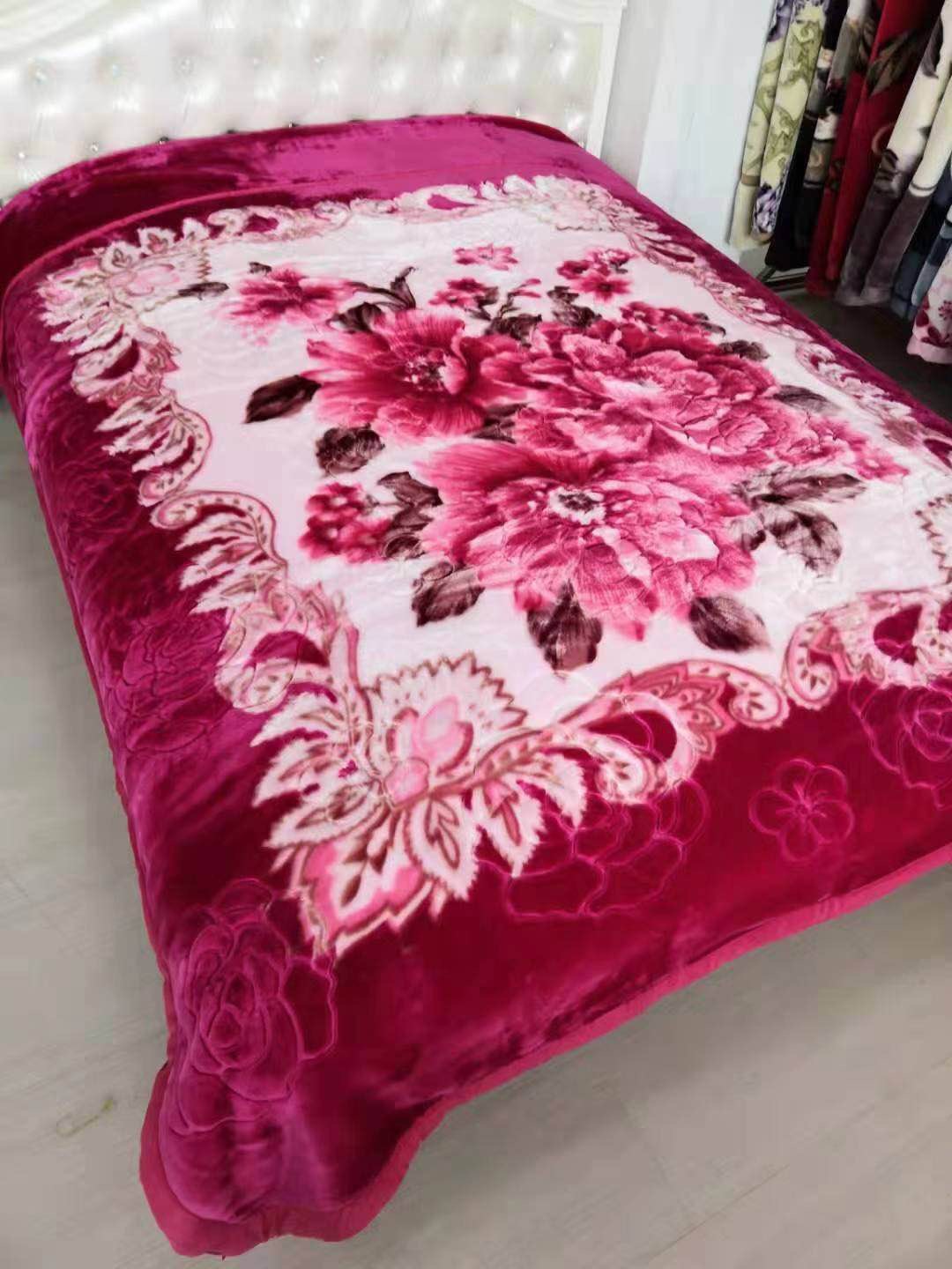 4-kilogram double-layer Raschel blanket factory direct sales, wholesale and retail