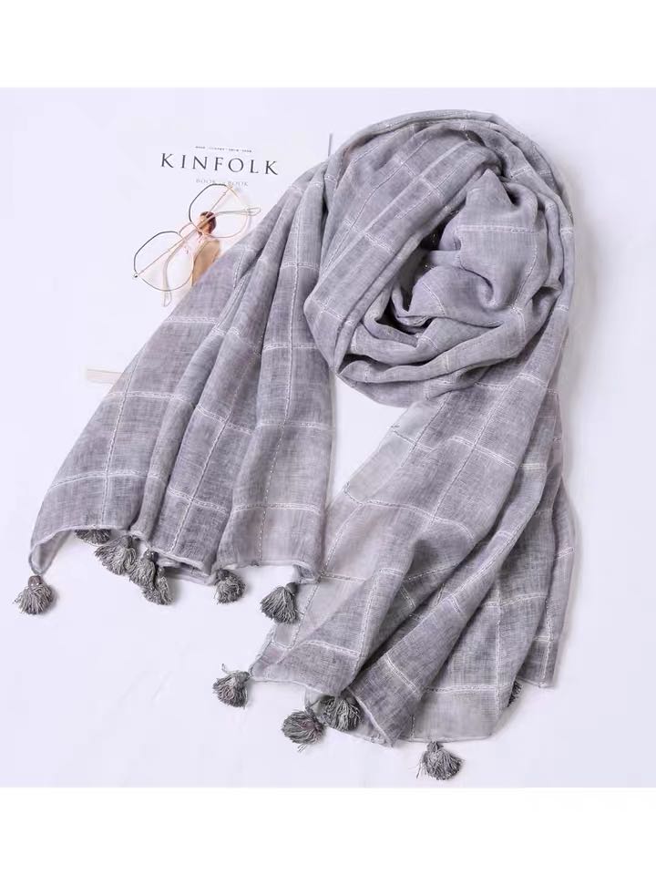 Spring And Autumn New Special Price Elegant With Thick Long Foreign Style Scarf Woman details Picture
