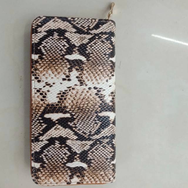 女生长方形钱包豹纹包产品图