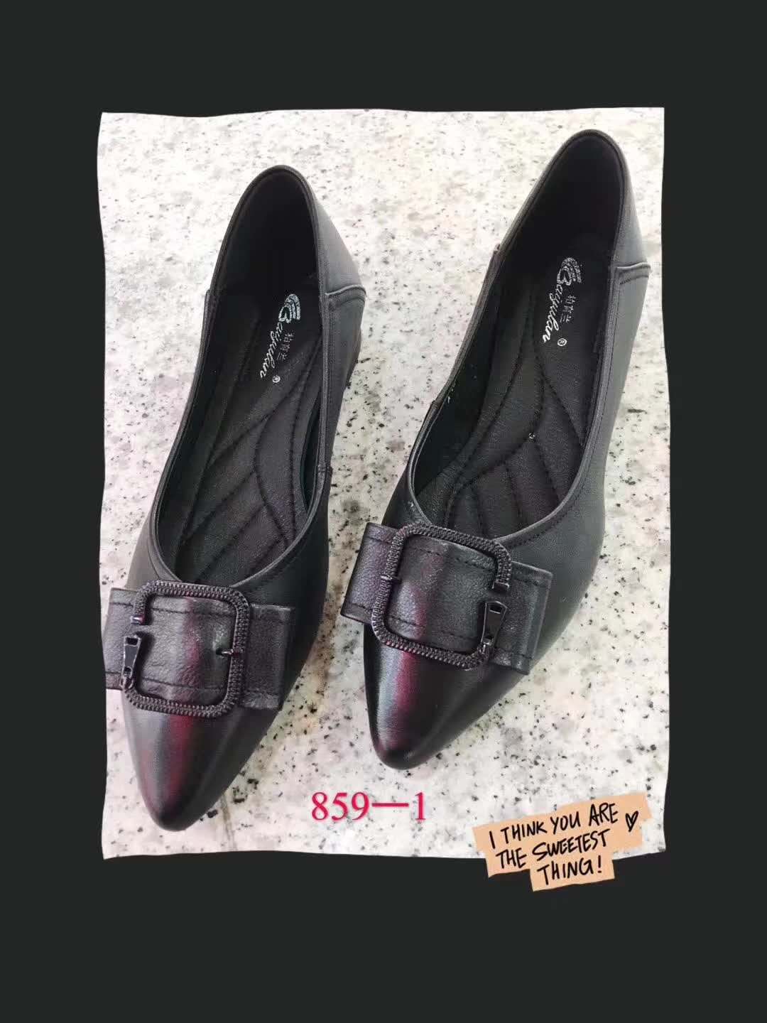 2020 new green cool Eurasian style leather low heel women's shoes
