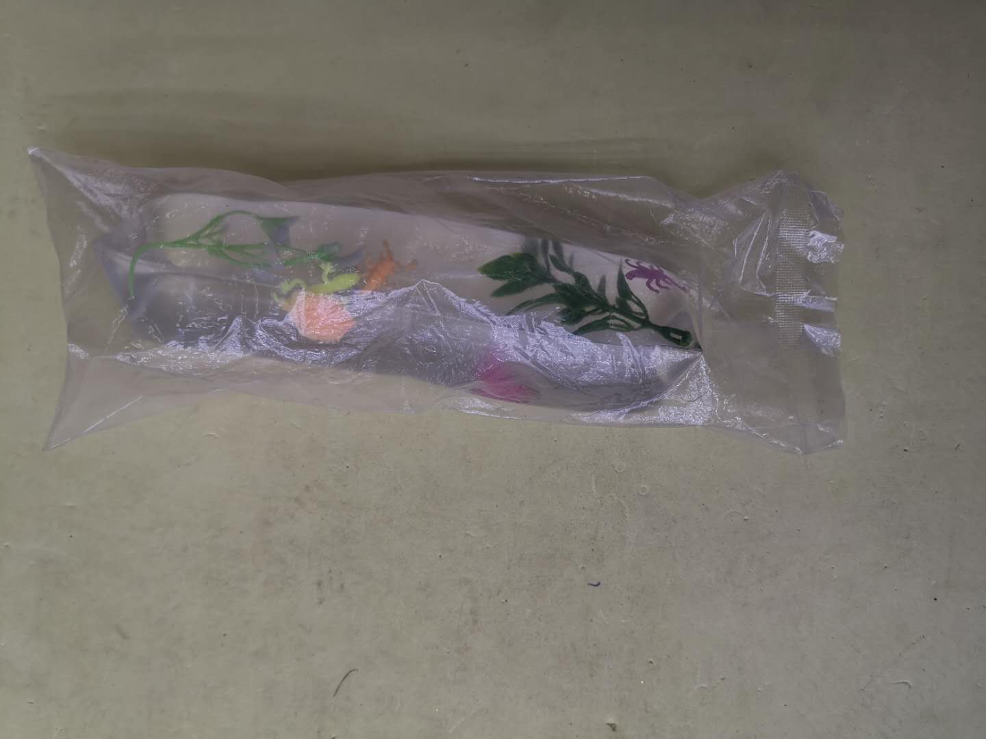 越在乎越抓不住的水袋抖音同款好玩创意女孩玩具拿不住水蛇滑溜溜内含植物