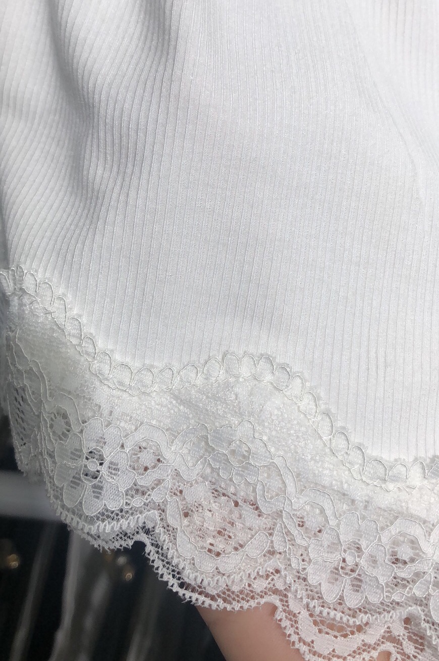 女士性感蕾丝打底舒适透气时尚简约纯色宽松短裤产品图
