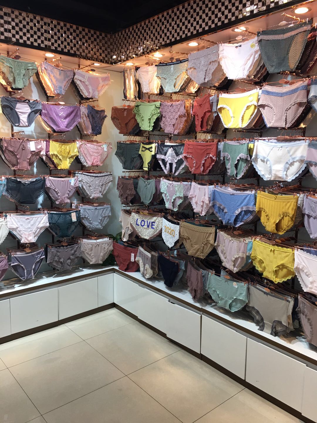 Yating Underwear Trading describe pic - 3