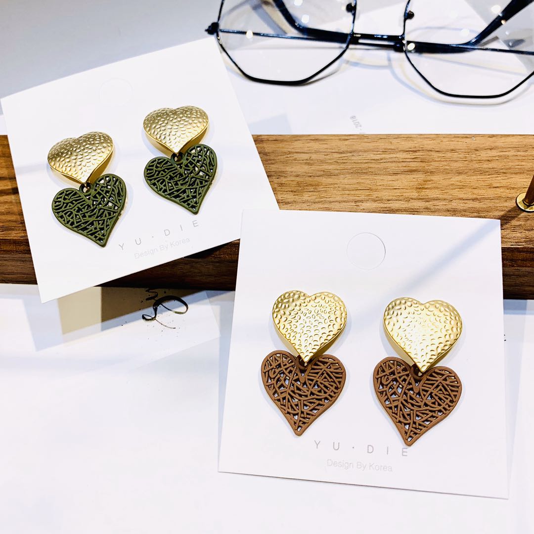 South Korea East gate hollow love short earring S925 silver needle temperament ultra flash color stud earrings female thumbnail