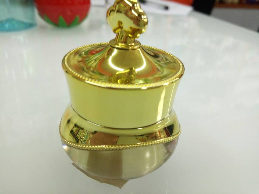 Pet Material 5G Dispenser Bottle Face Cream Bottle Skin Care Bottle Gold And Small