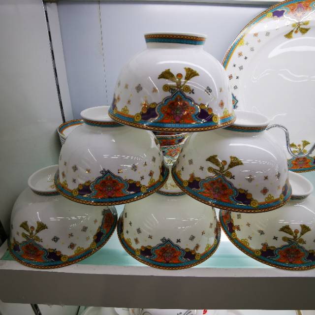 家用碗盘单个组合陶瓷餐具礼品盒装可爱吃饭碗筷盘子