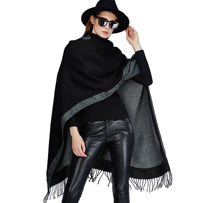Ladies Fashion Trend Casual With Europe And The United States Street Shot Wind With Hat Fringe Herringette Cape details Picture